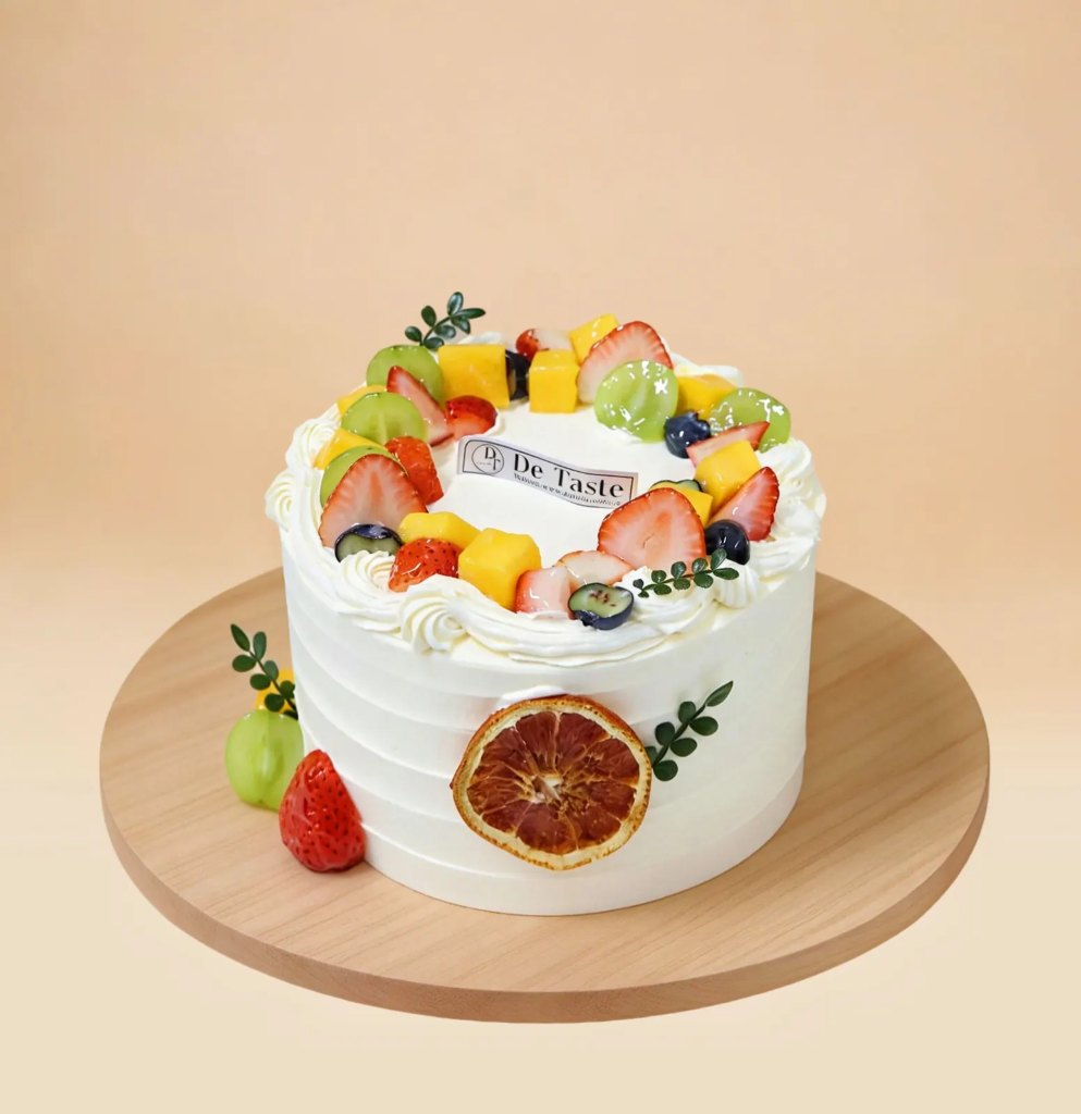 Peach and crystal ball cake