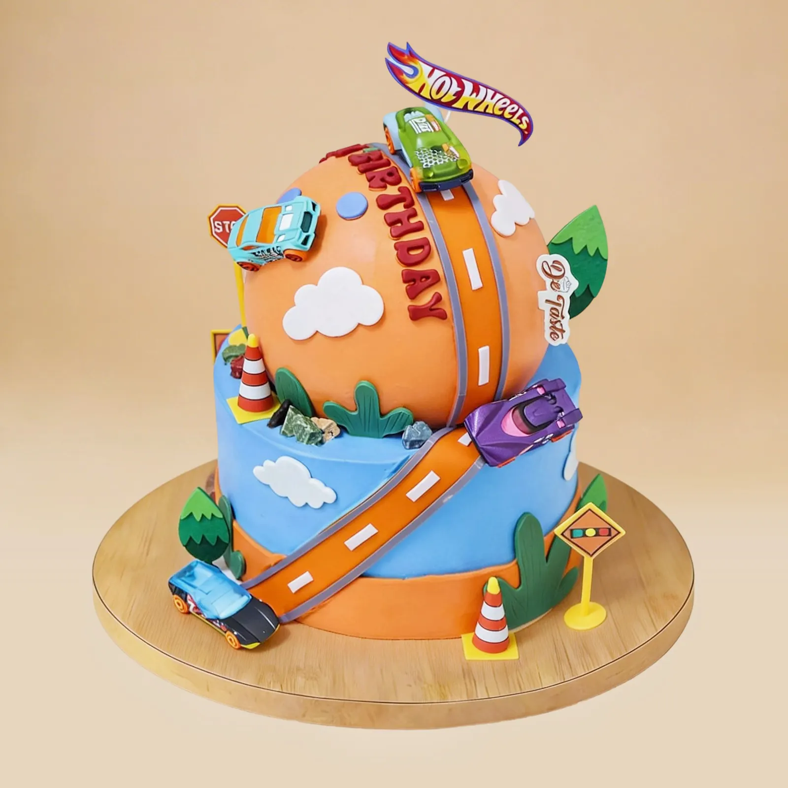Hot Wheels Racing Cake
